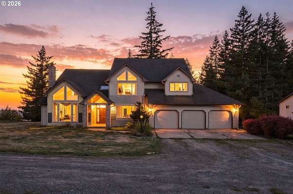 20 Acres of Recreational Land with Home for Sale in Battle Ground, Washington