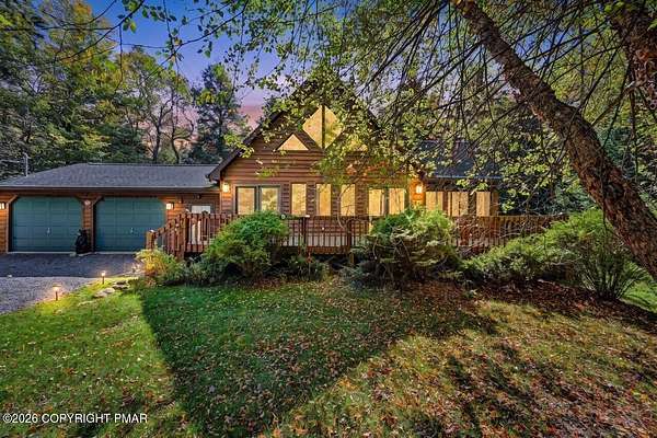 4.64 Acres of Land with Home for Sale in Pocono Lake, Pennsylvania