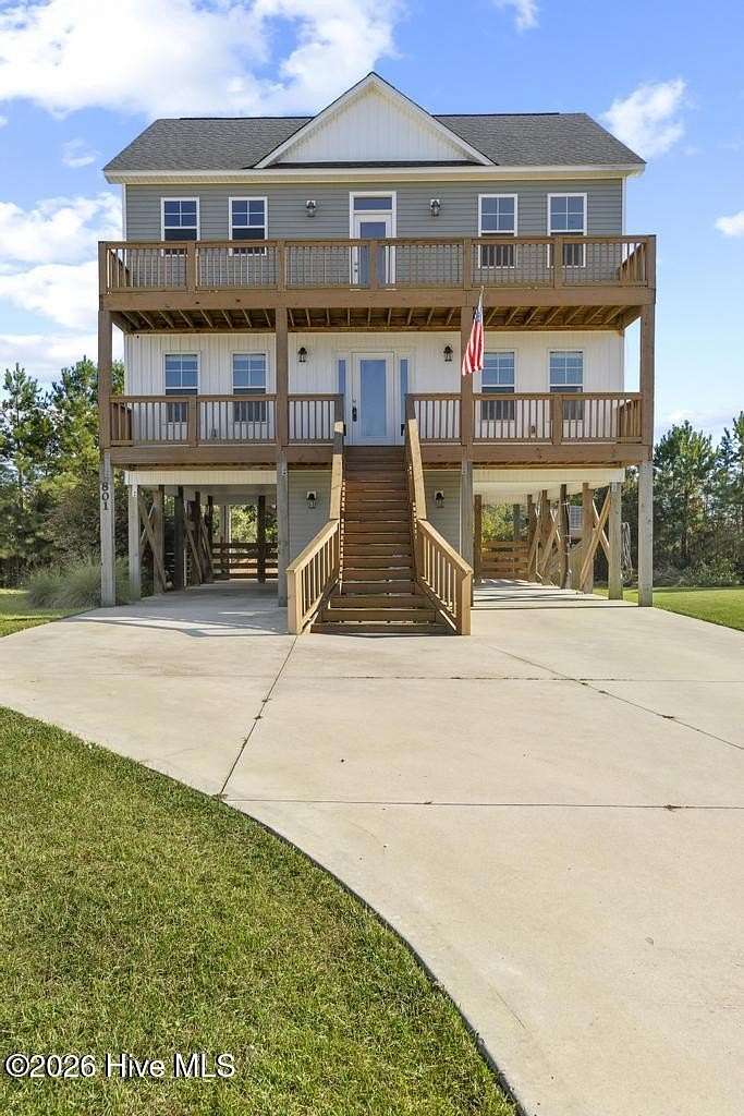 3 Acres of Land with Home for Lease in Jacksonville, North Carolina