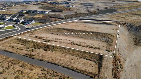 3.1 Acres of Residential Land for Sale in West Richland, Washington