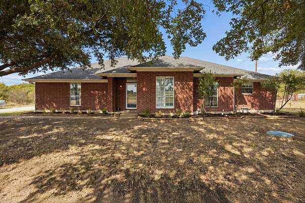 8 Acres of Land with Home for Sale in Venus, Texas