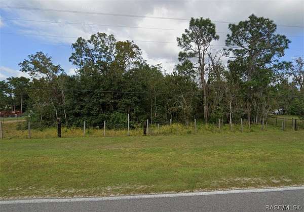 1 Acre of Residential Land for Sale in Keystone Heights, Florida