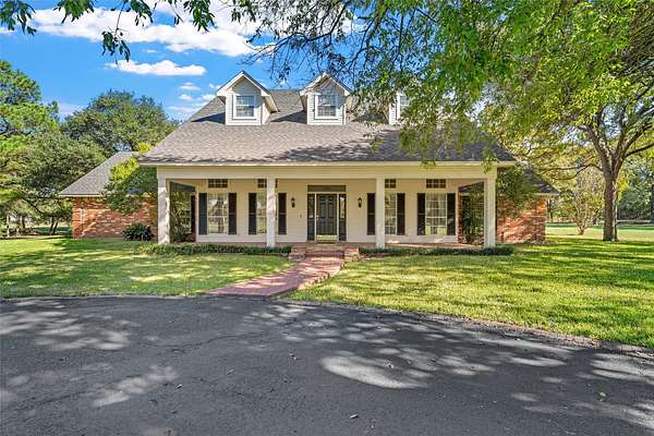 5.8 Acres of Land with Home for Sale in Waco, Texas