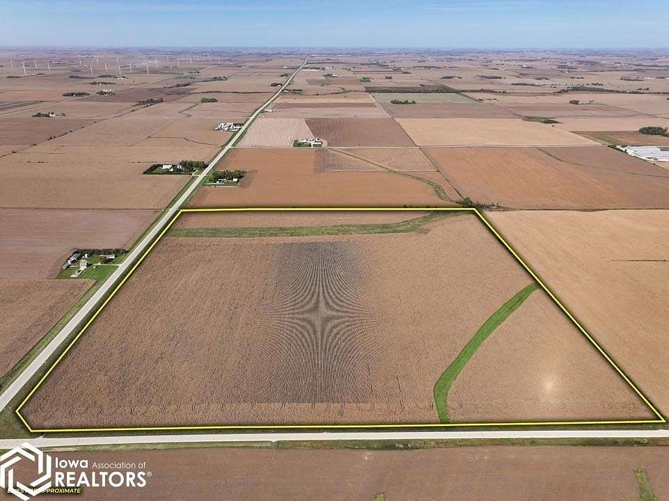 152 Acres of Land for Auction in Elma, Iowa