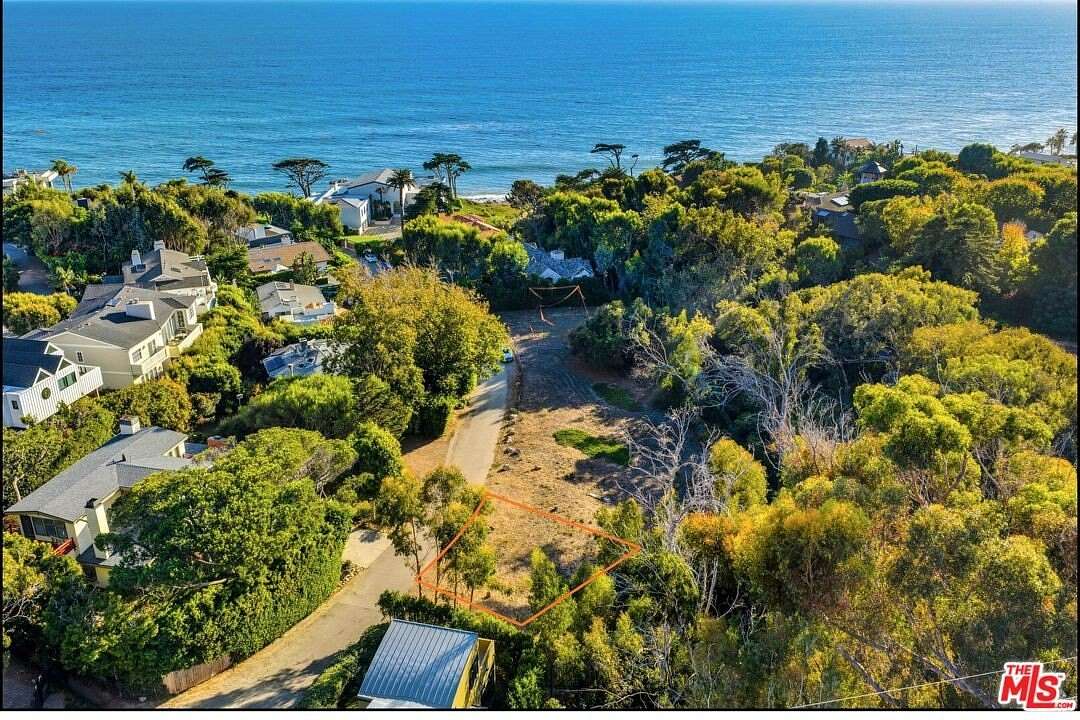0.1 Acres of Residential Land for Sale in Malibu, California