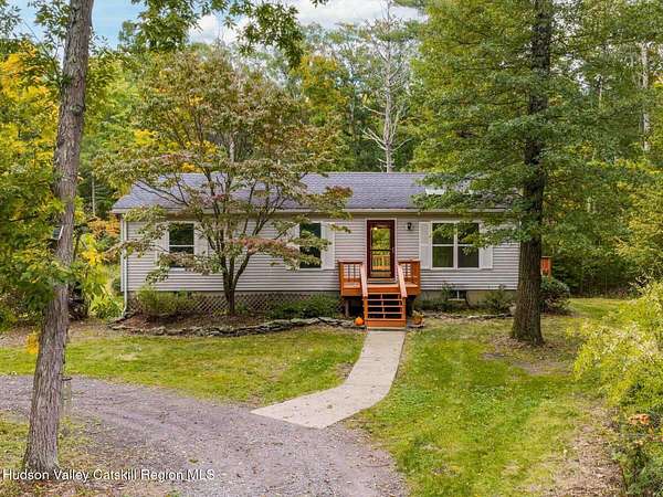 5.5 Acres of Land with Home for Sale in Saugerties, New York