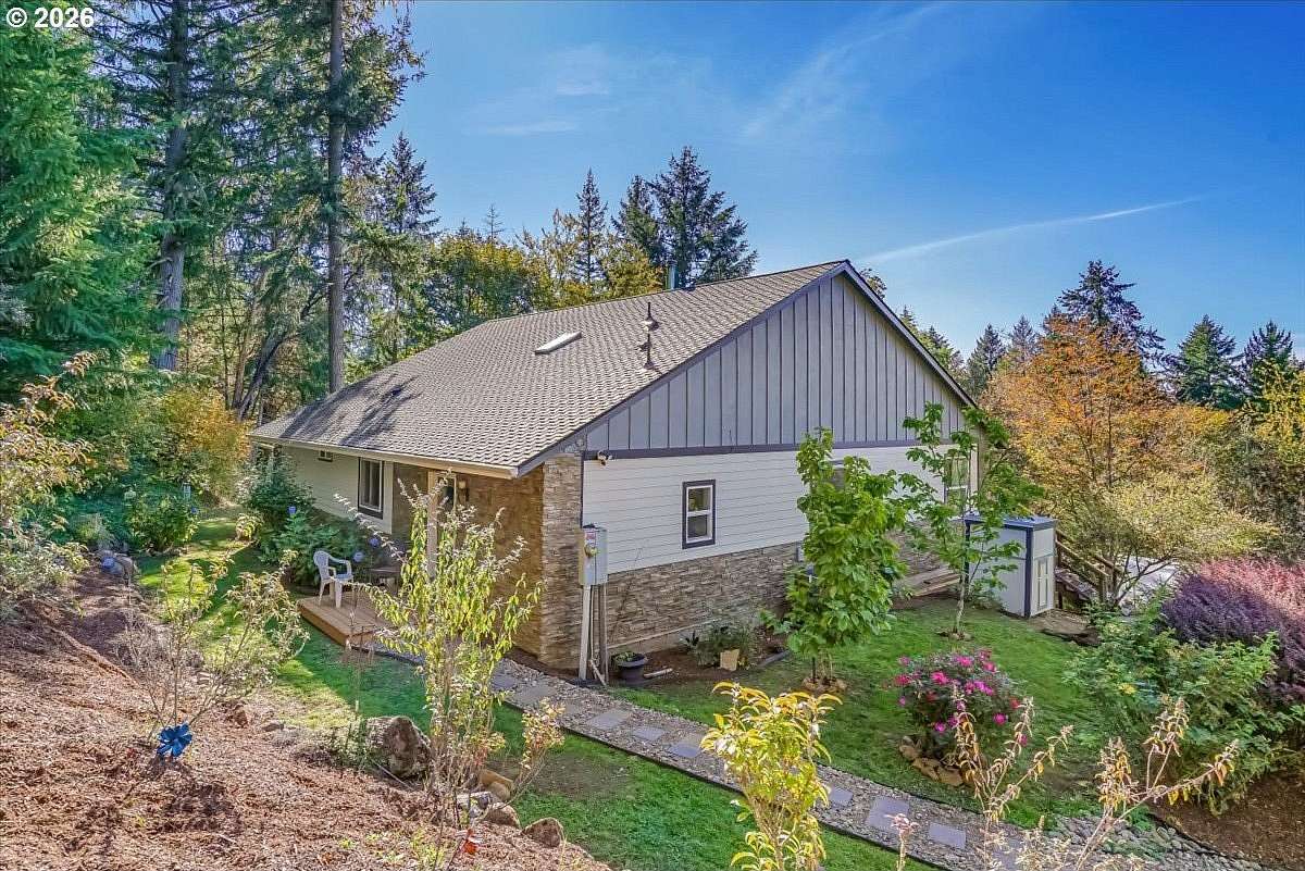 4.85 Acres of Land with Home for Sale in Amity, Oregon