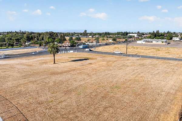 2.27 Acres of Residential Land for Sale in Fresno, California