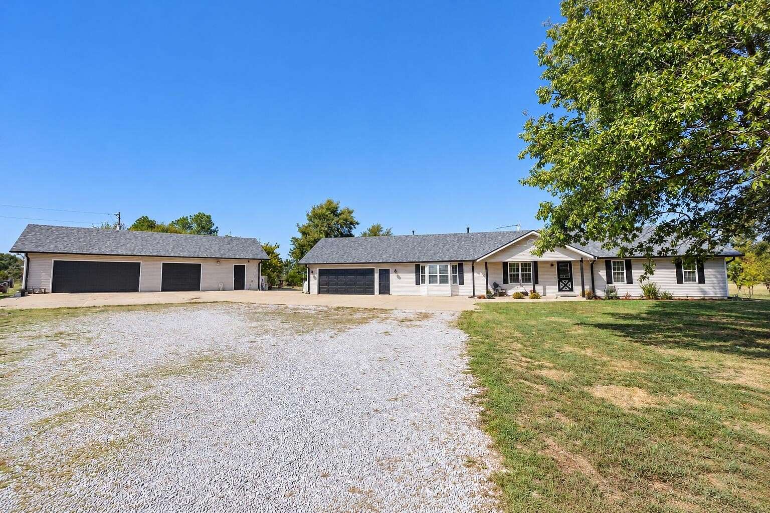 7.43 Acres of Land with Home for Sale in Billings, Missouri