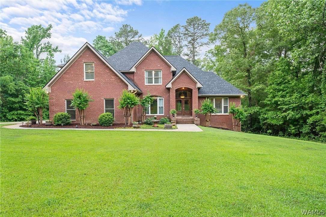 5 Acres of Land with Home for Sale in Tuscaloosa, Alabama