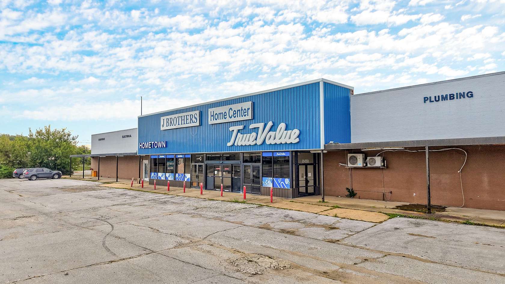 4.26 Acres of Commercial Land for Sale in Ava, Missouri