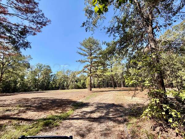 2 Acres of Residential Land for Sale in Livingston, Alabama