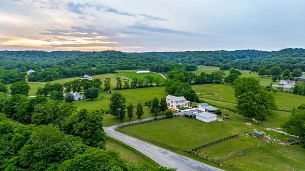 20.4 Acres of Land with Home for Sale in Mount Pleasant, Tennessee