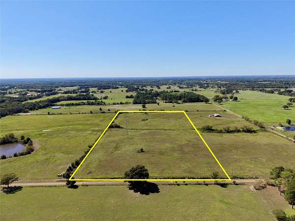 14.7 Acres of Land for Sale in Eustace, Texas