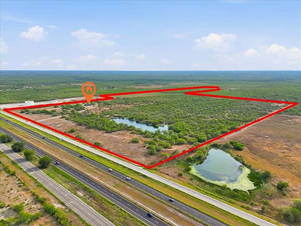 135 Acres of Improved Land for Sale in Three Rivers, Texas
