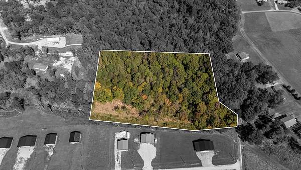 5.2 Acres of Residential Land for Sale in Clifton, Tennessee