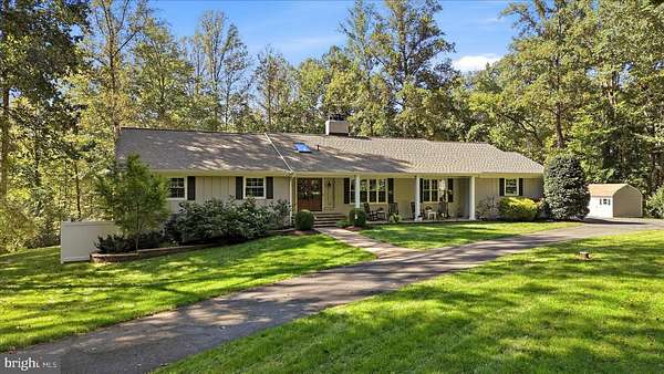 5.19 Acres of Land with Home for Sale in Fairfax Station, Virginia