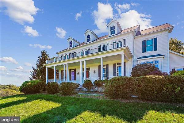 3 Acres of Land with Home for Sale in Round Hill, Virginia