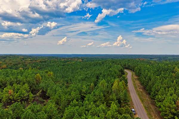 101 Acres of Recreational & Residential Land for Sale in Savannah, Tennessee