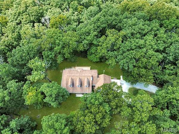 19 Acres of Recreational Land with Home for Sale in Warrenton, Missouri