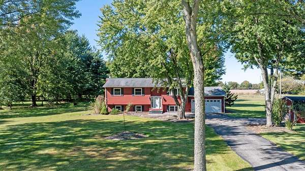 2 Acres of Land with Home for Sale in Delaware, Ohio