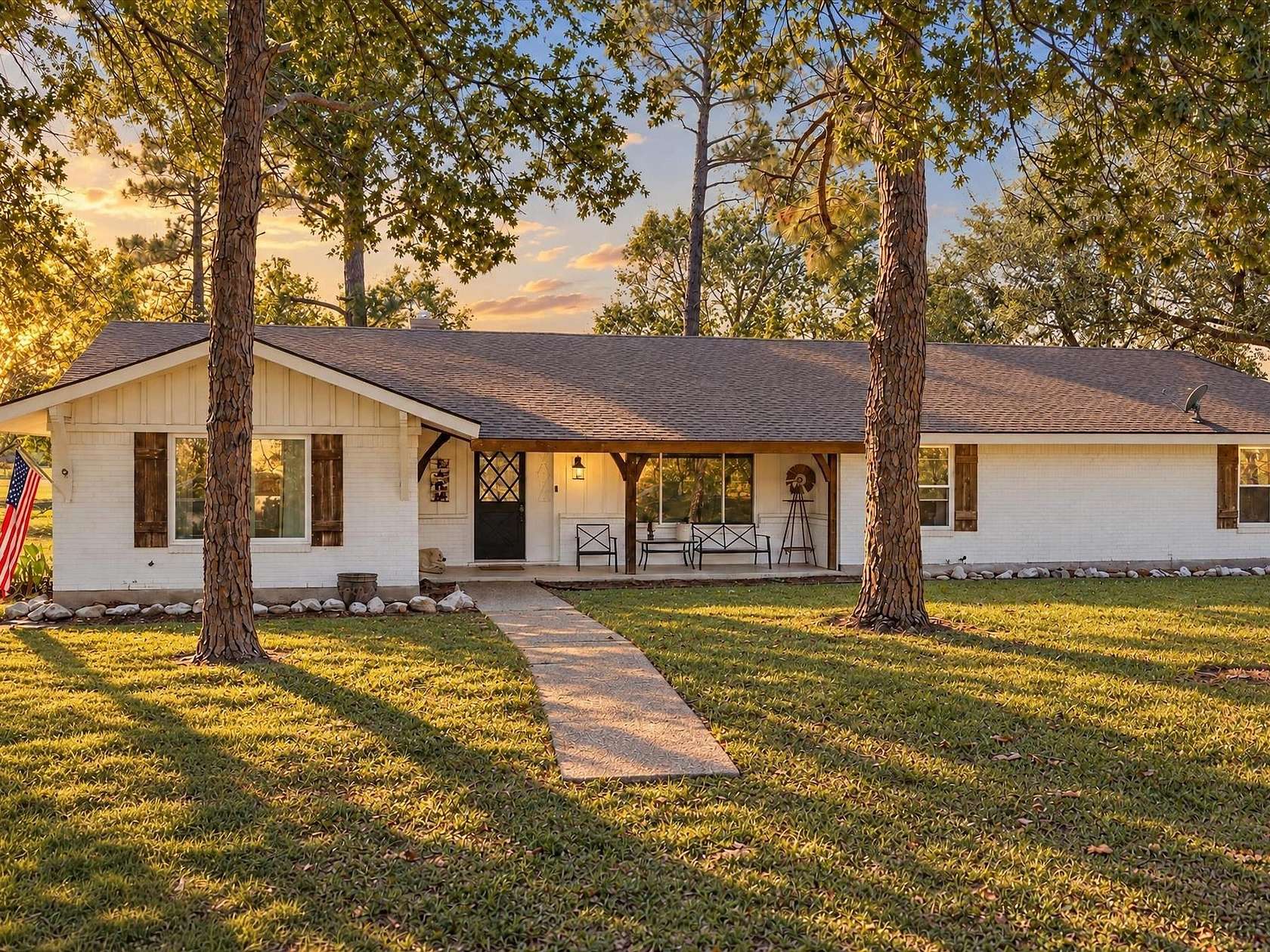 16 Acres of Land with Home for Sale in Ennis, Texas