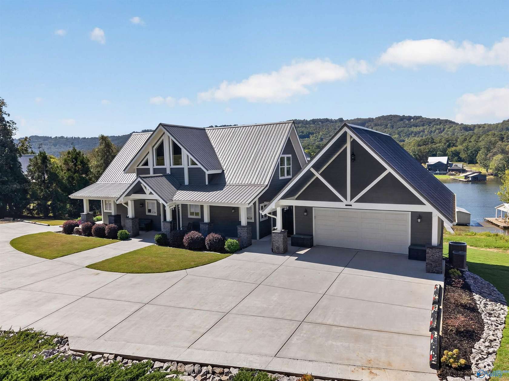 1.62 Acres of Land with Home for Sale in Scottsboro, Alabama