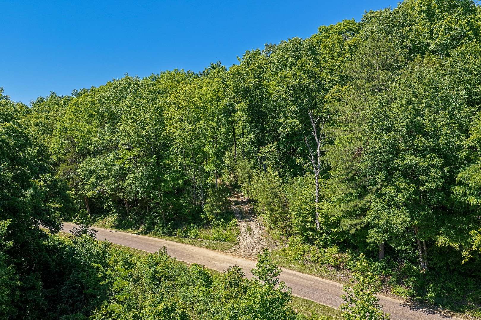 969 Acres of Recreational Land for Sale in Linden, Tennessee