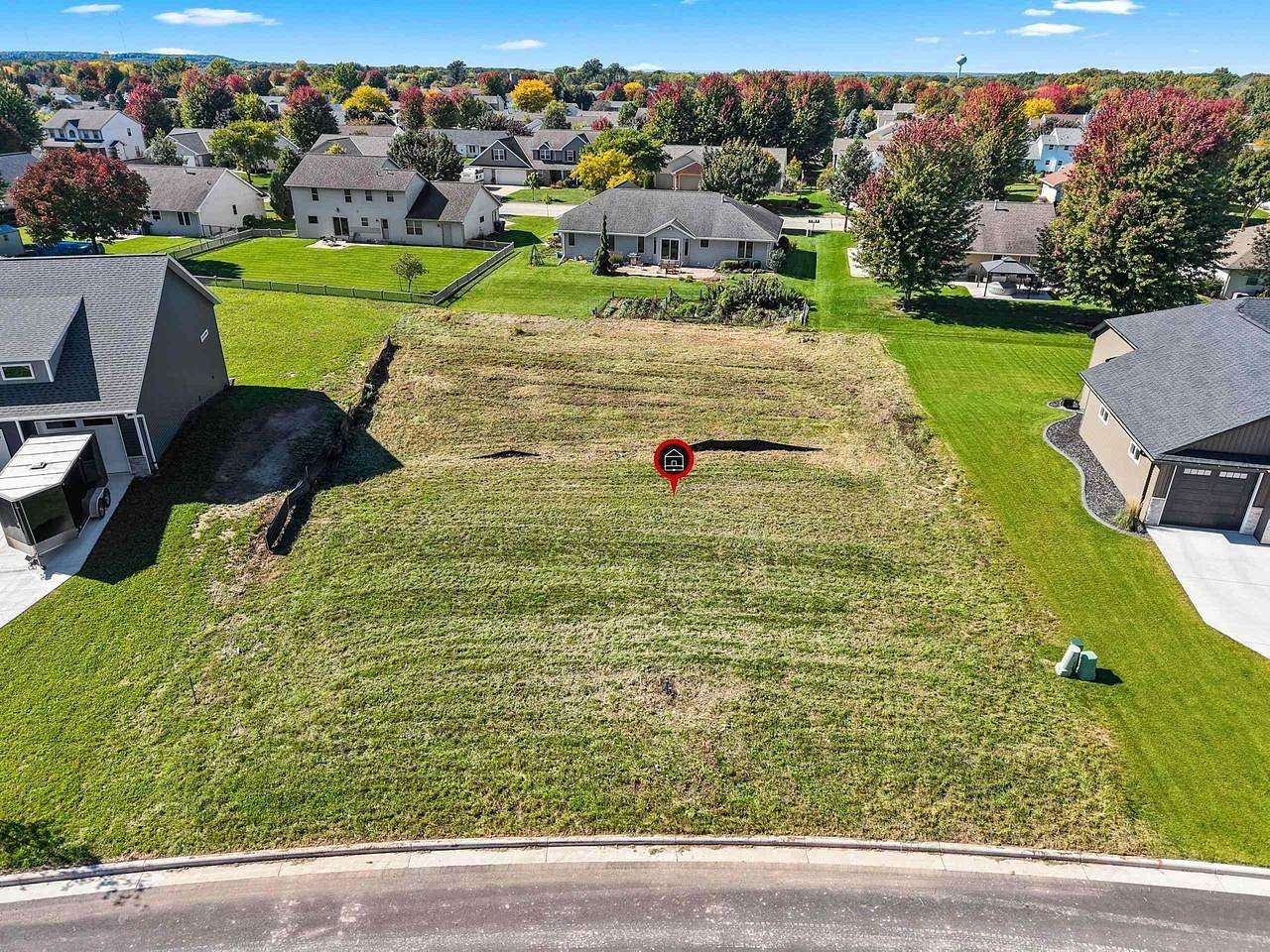 0.34 Acres of Residential Land for Sale in Bellevue, Wisconsin