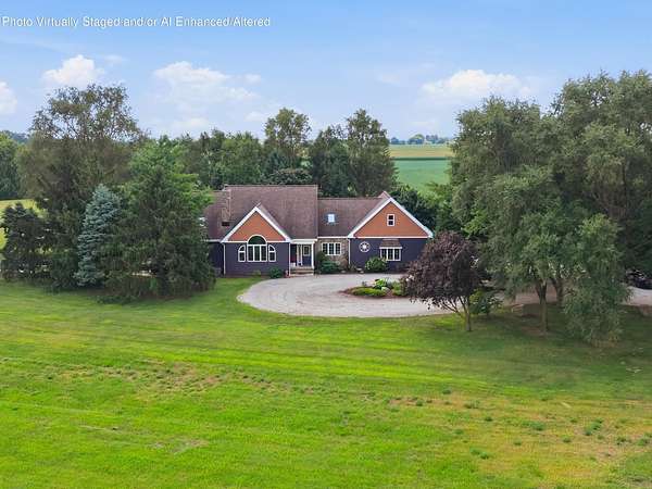 17.2 Acres of Land with Home for Sale in Watseka, Illinois