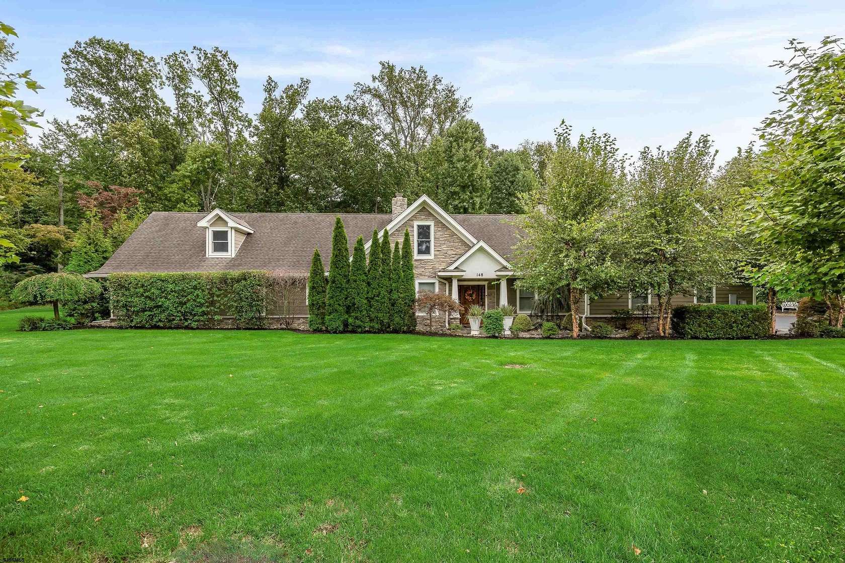 2.67 Acres of Land with Home for Sale in Moorestown, New Jersey
