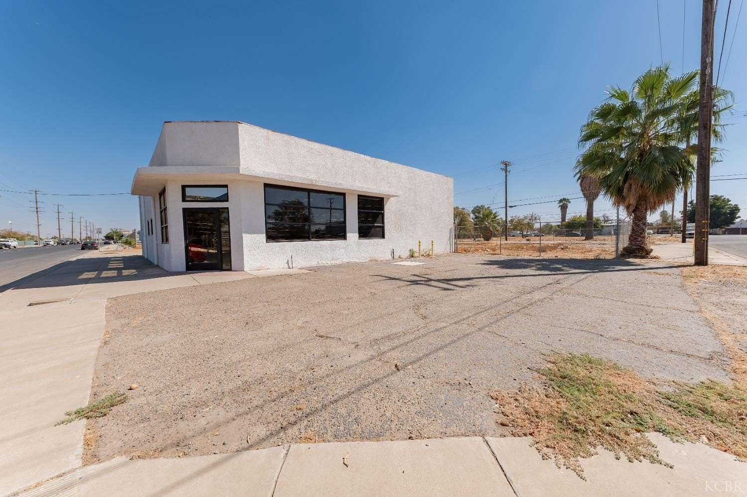 0.17 Acres of Improved Commercial Land for Sale in Hanford, California