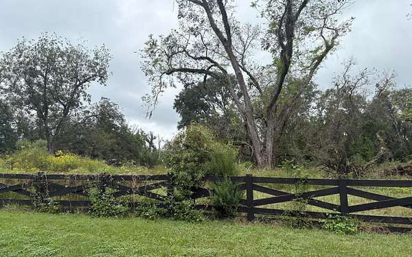 4 Acres of Residential Land for Sale in Live Oak, Florida
