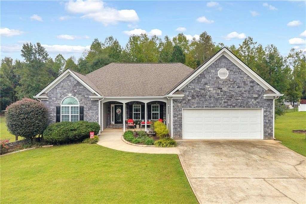 2.12 Acres of Land with Home for Sale in Commerce, Georgia