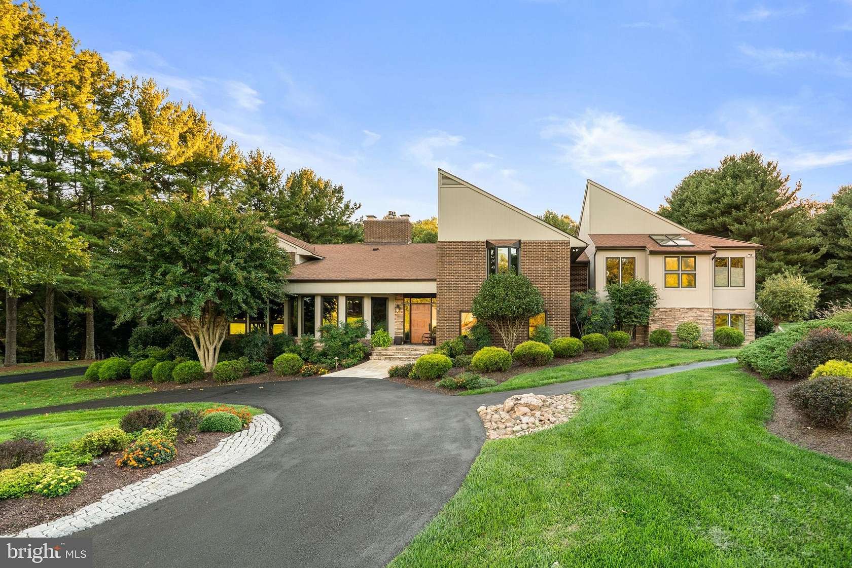 3 Acres of Land with Home for Sale in Ellicott City, Maryland