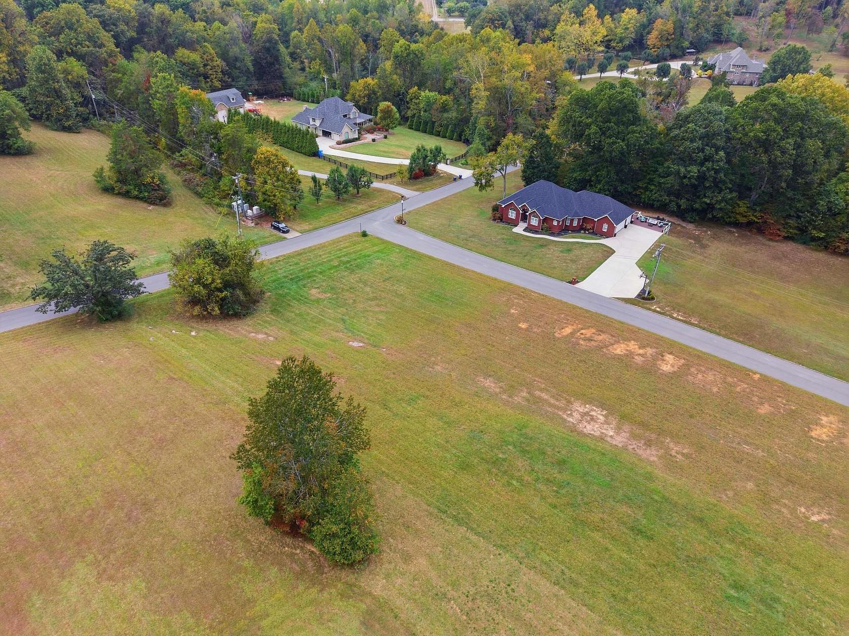 1 Acre of Residential Land for Sale in Somerset, Kentucky
