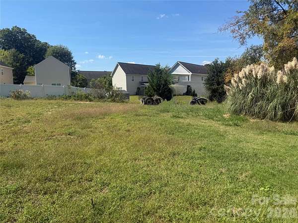 1.43 Acres of Residential Land for Sale in Charlotte, North Carolina