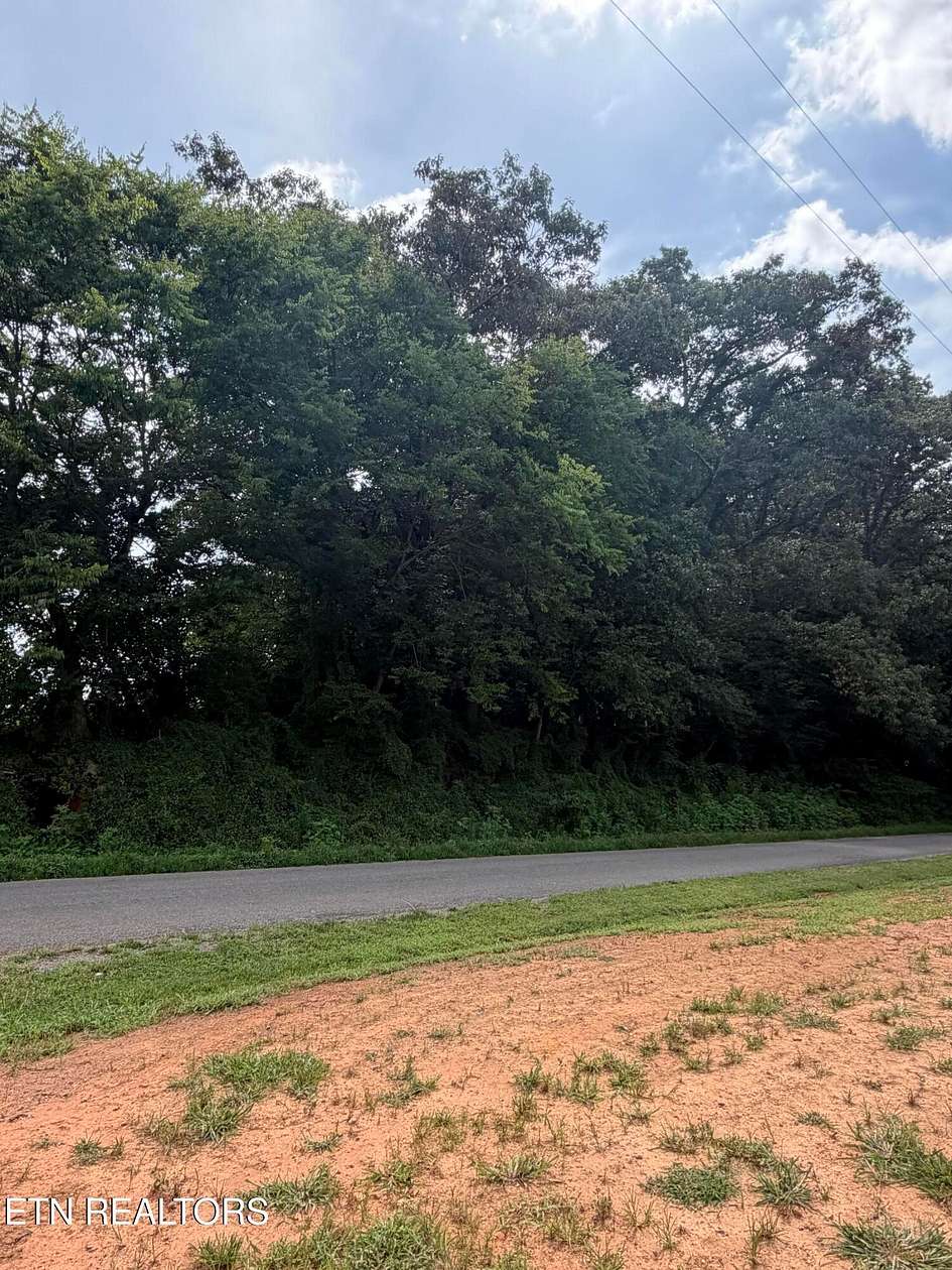 1.43 Acres of Residential Land for Sale in Sweetwater, Tennessee