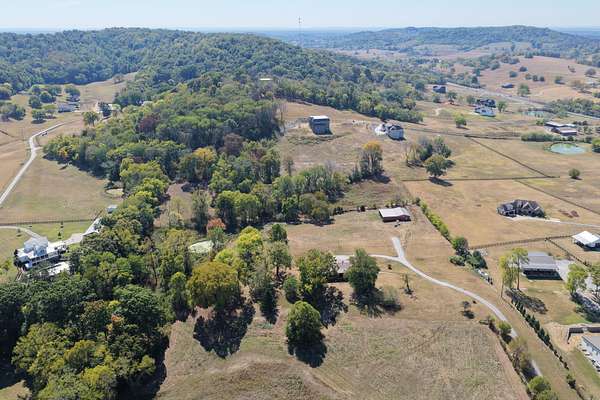 15.1 Acres of Land with Home for Sale in Eagleville, Tennessee