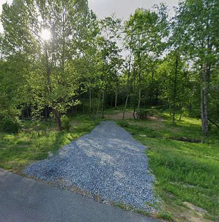 1.68 Acres of Residential Land for Sale in Burns, Tennessee