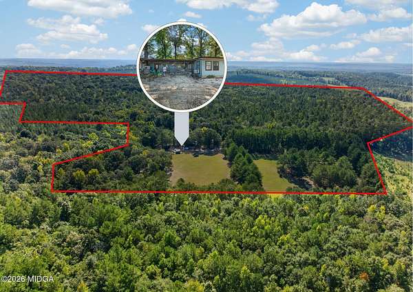 109 Acres of Recreational Land with Home for Sale in Gordon, Georgia