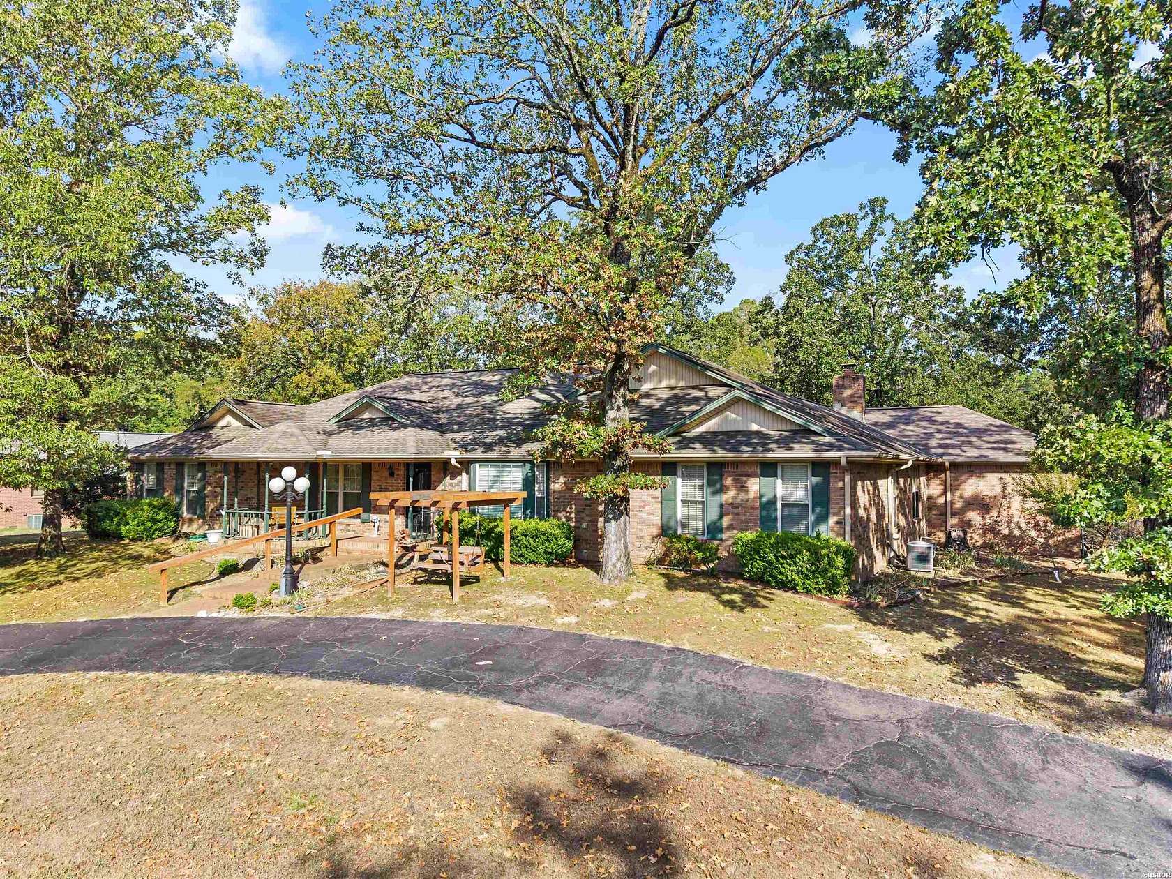 2.14 Acres of Land with Home for Sale in Hot Springs, Arkansas