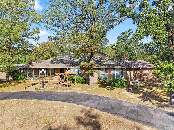 2.14 Acres of Land with Home for Sale in Hot Springs, Arkansas