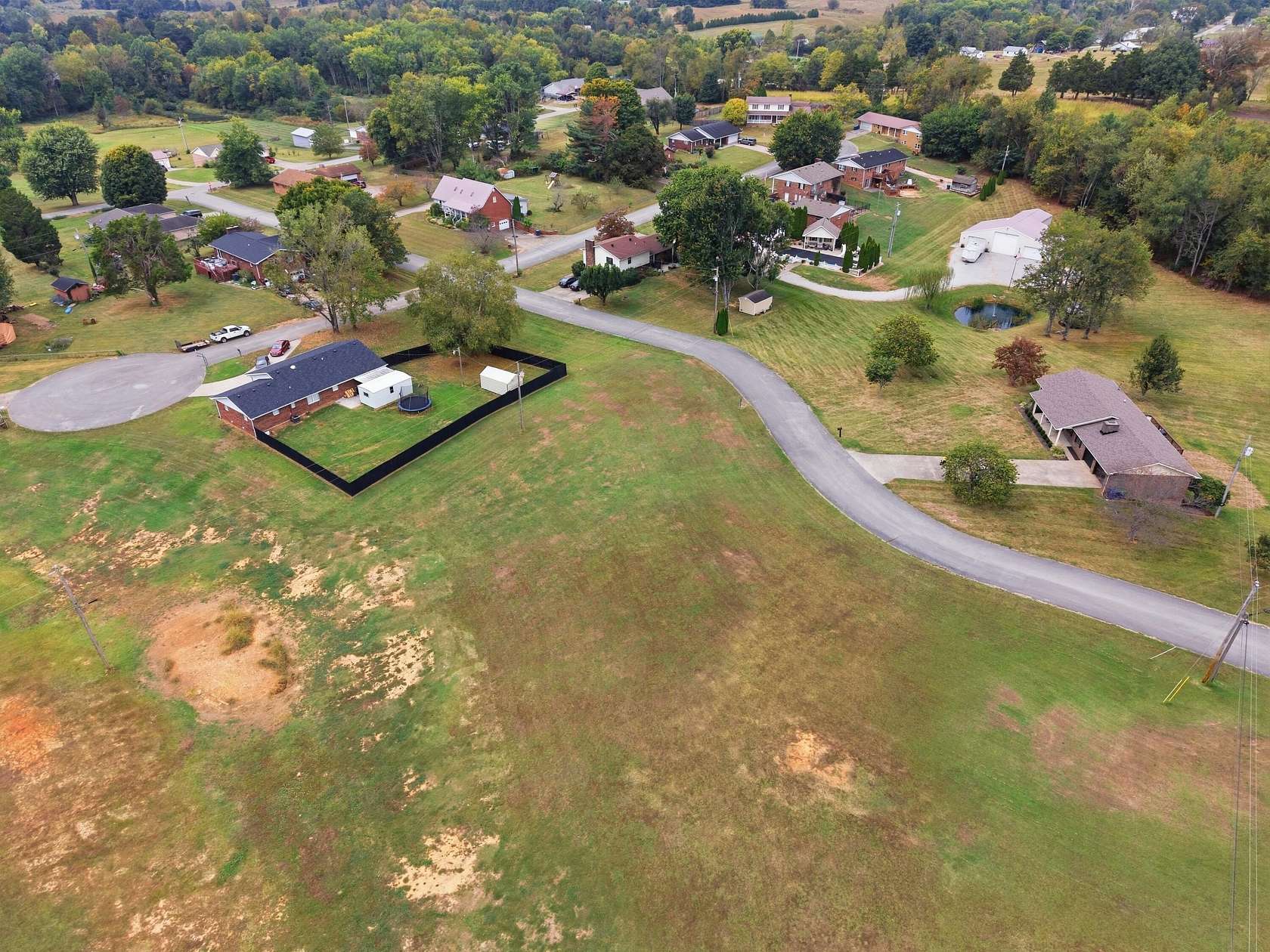 1 Acre of Residential Land for Sale in Somerset, Kentucky