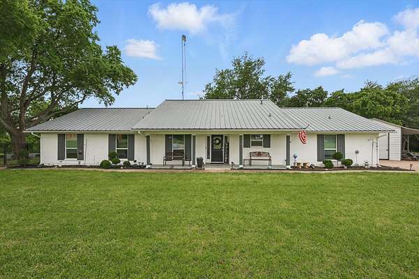 2.66 Acres of Land with Home for Sale in Farmersville, Texas