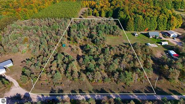 5 Acres of Land for Sale in Beulah, Michigan