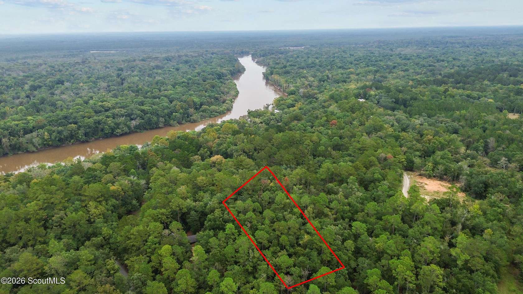 0.97 Acres of Residential Land for Sale in Jesup, Georgia