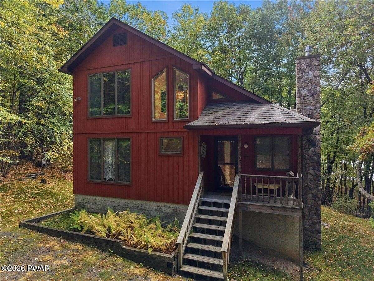 2.22 Acres of Land with Home for Sale in Tafton, Pennsylvania