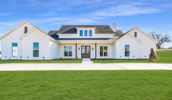 2 Acres of Land with Home for Sale in Cresson, Texas