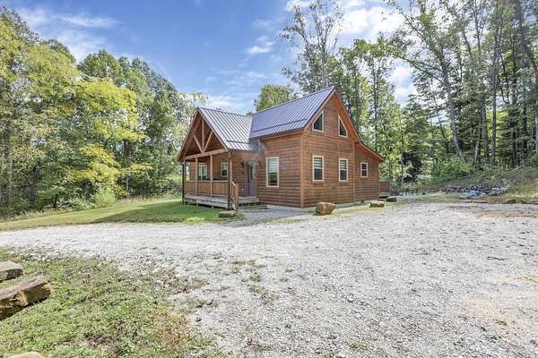 33 Acres of Recreational Land with Home for Sale in Rockbridge, Ohio